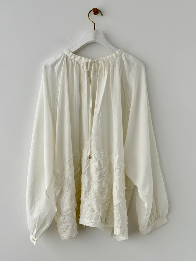 FLOWER RIBBON BLOUSE