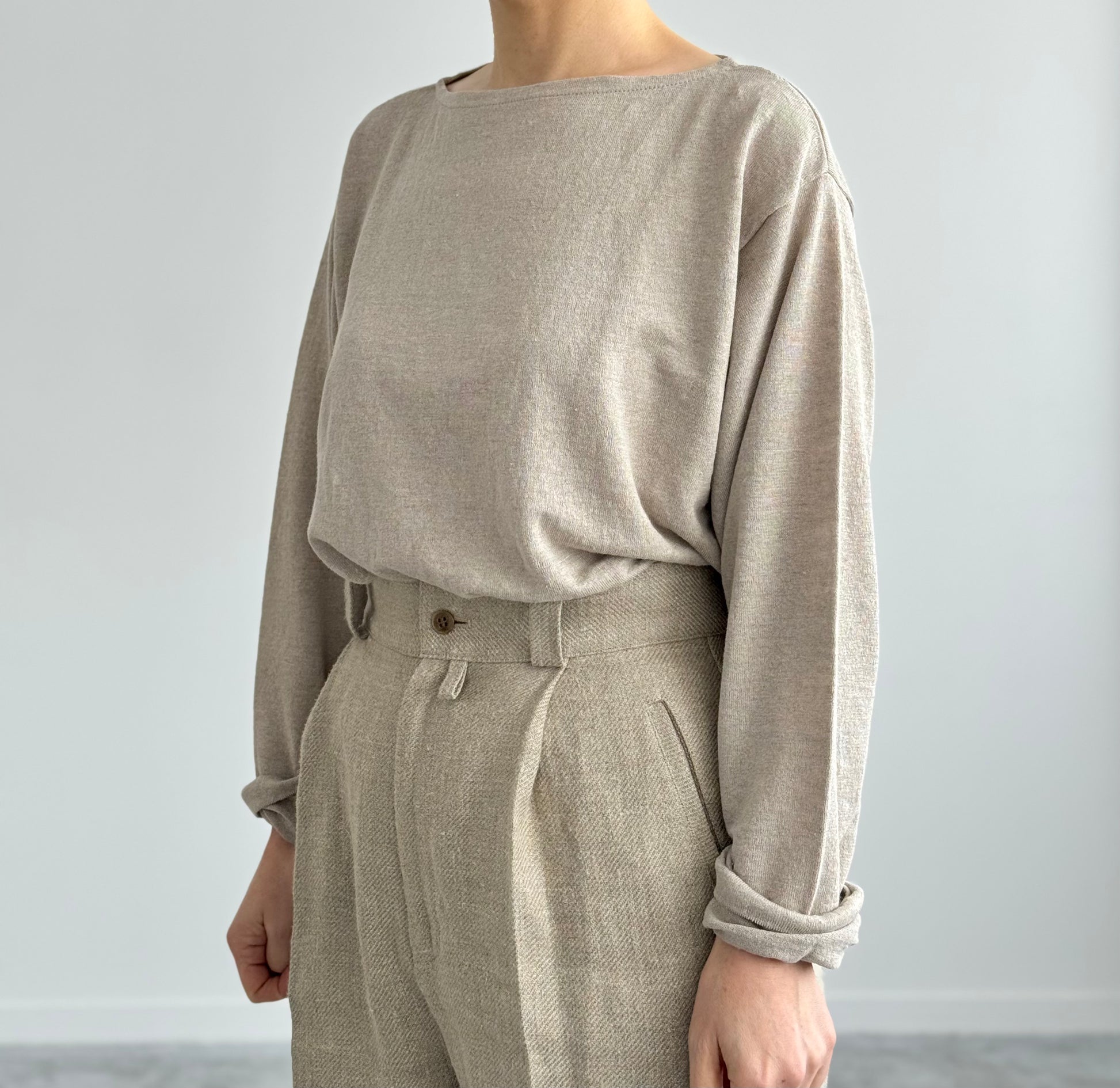AMA LINEN BASQUE KNIT P/O　Yonetomi 米富繊維　通販　取扱店 着画　アップ