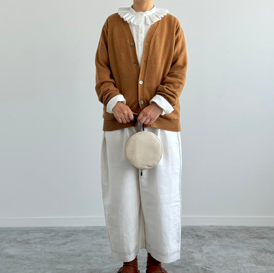 TAMBOURINE POUCH タンバリンポーチ　a (アー）　soy 着画
