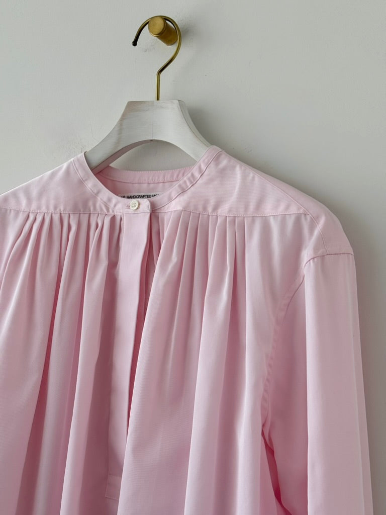 NEW MANY TUCK SHIRT