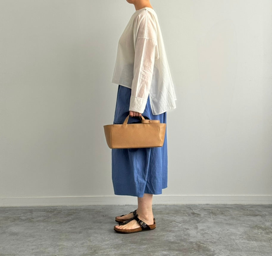 BIG POCKET CULOTTES (BLUE)　TENNE HANDCRAFTED MODERN　通販　取扱店　着画　横