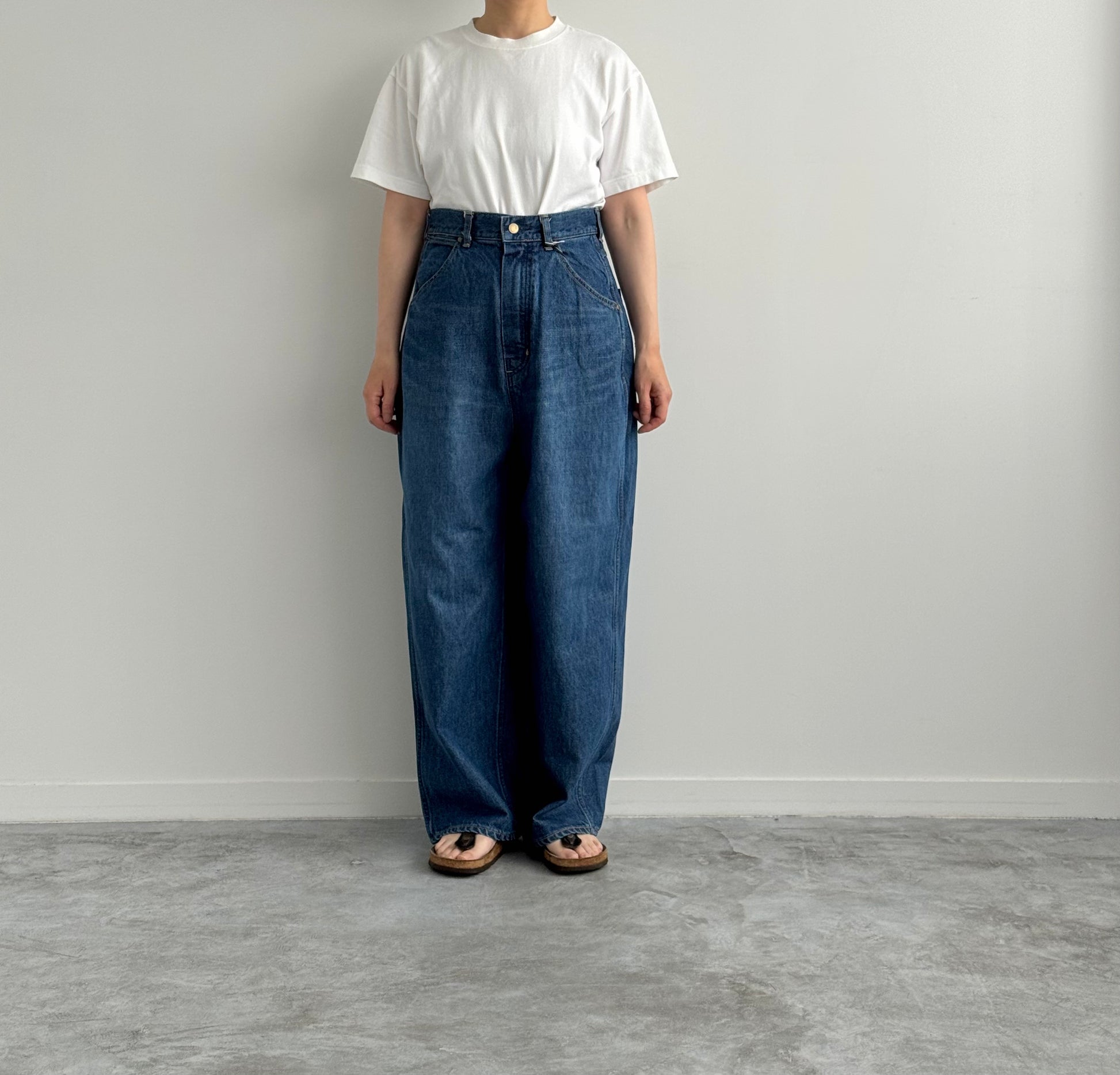 BAGGY DENIM (VINTAGE WASH) MORIKA 通販　取扱店　着画　正面