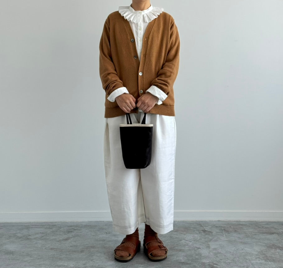 PIPING MINI TOTE  a (アー）パイピングミニトート　ブラック　着画
