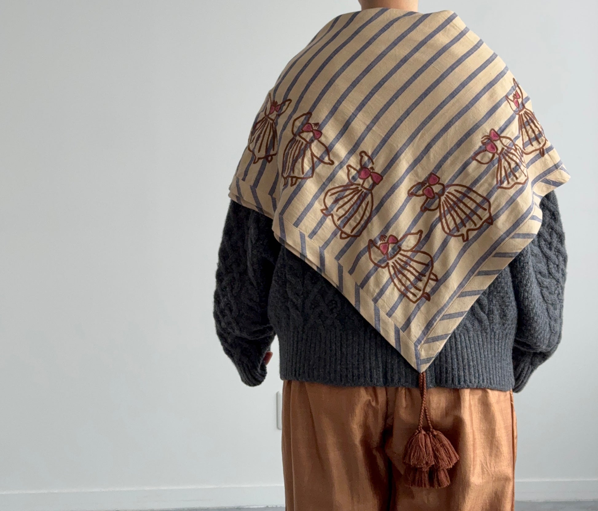 TASSEL SCARF (DANSE EMBROIDERY)　BUNON ブノン　スカーフ　通販　取扱店