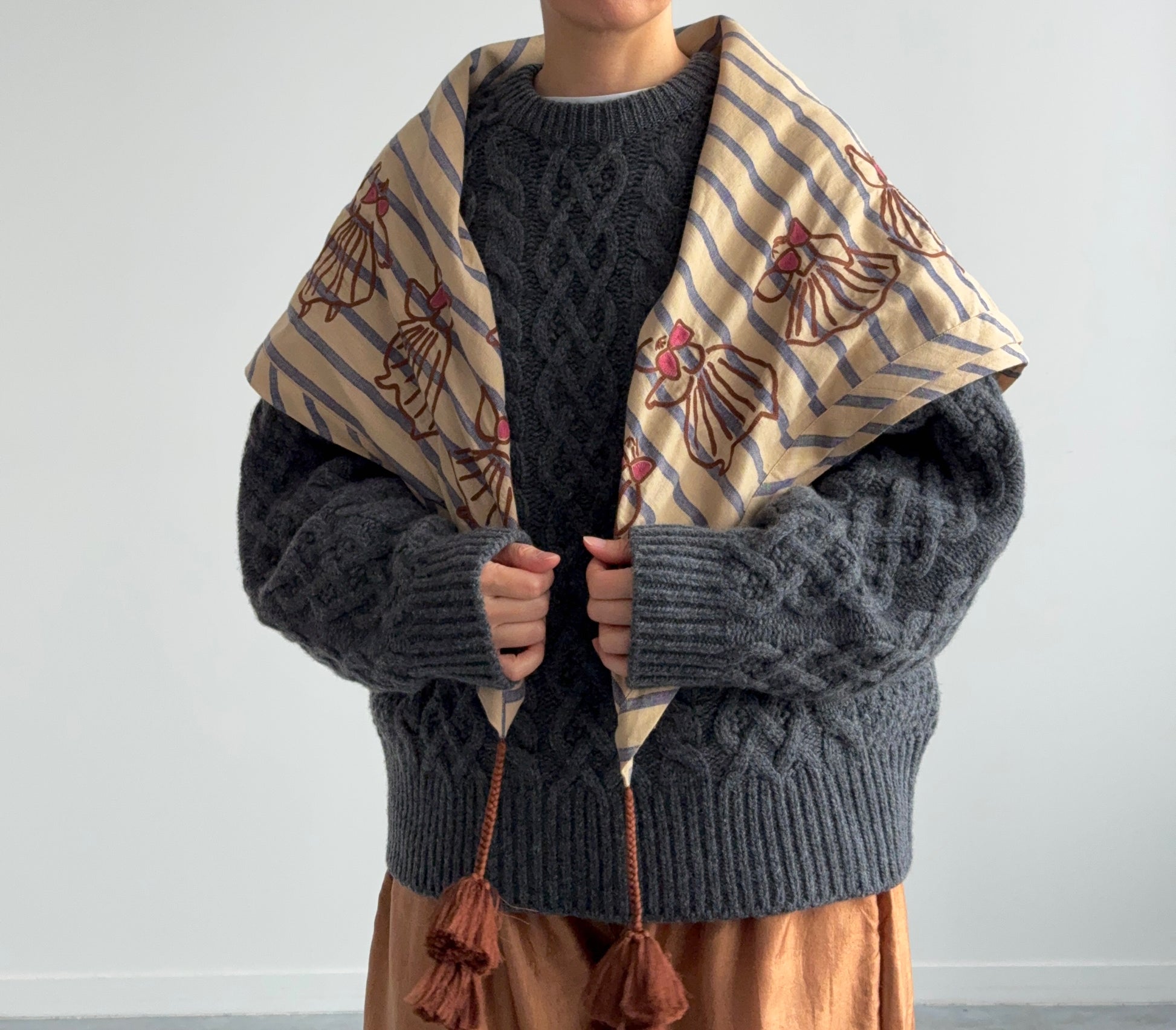 TASSEL SCARF (DANSE EMBROIDERY)　BUNON ブノン　スカーフ　通販　取扱店