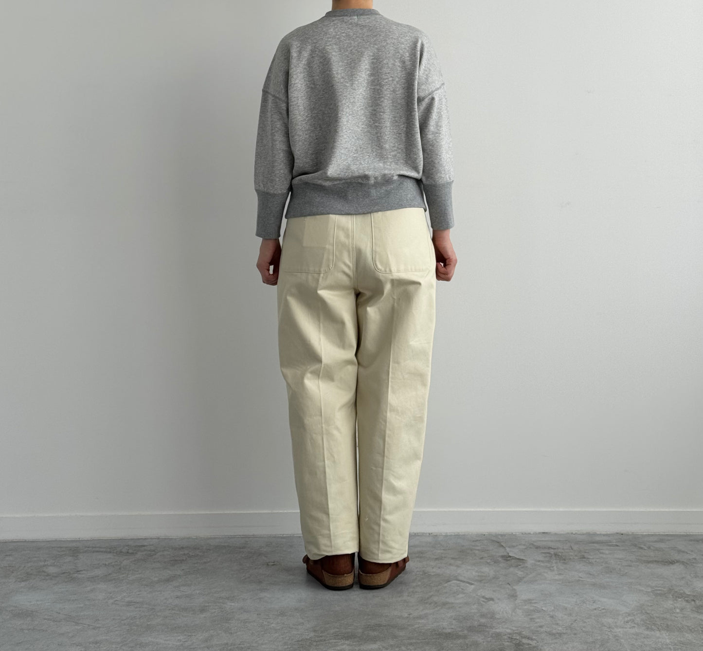 SEVEN SLEEVEの釦スウェット CHEVAL plus　通販　取扱店 size36 着画