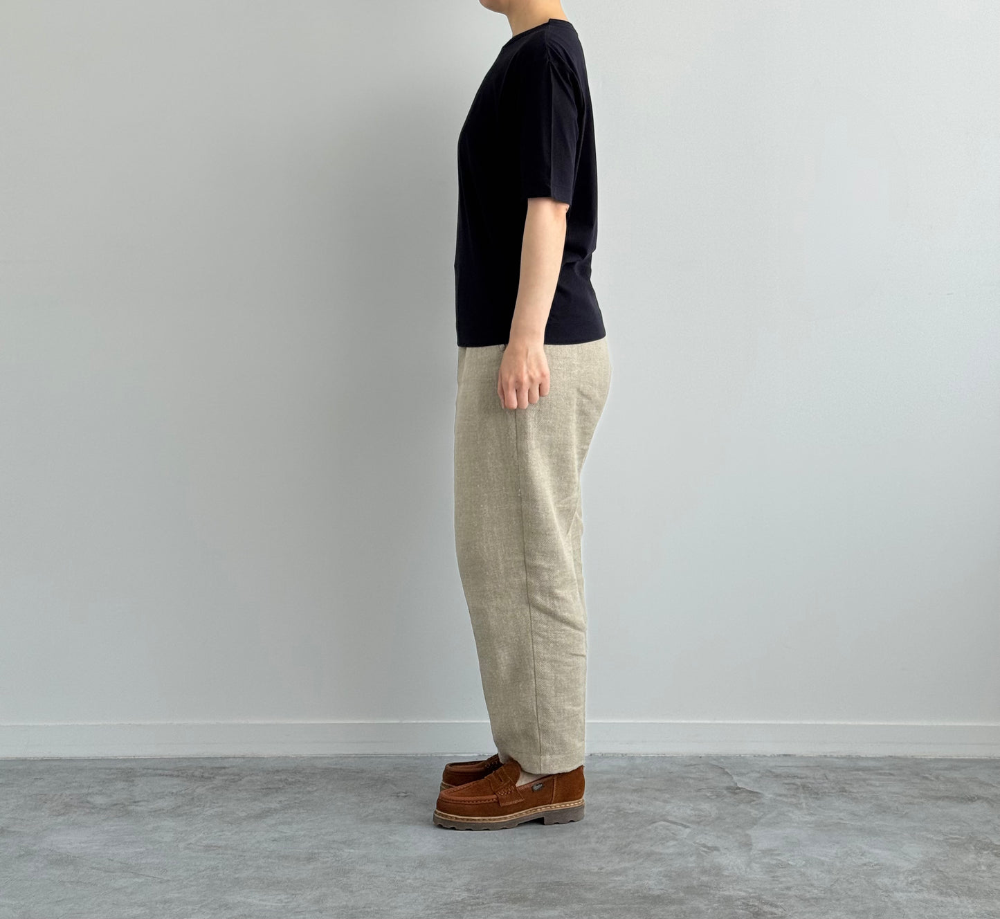 大人 TEE