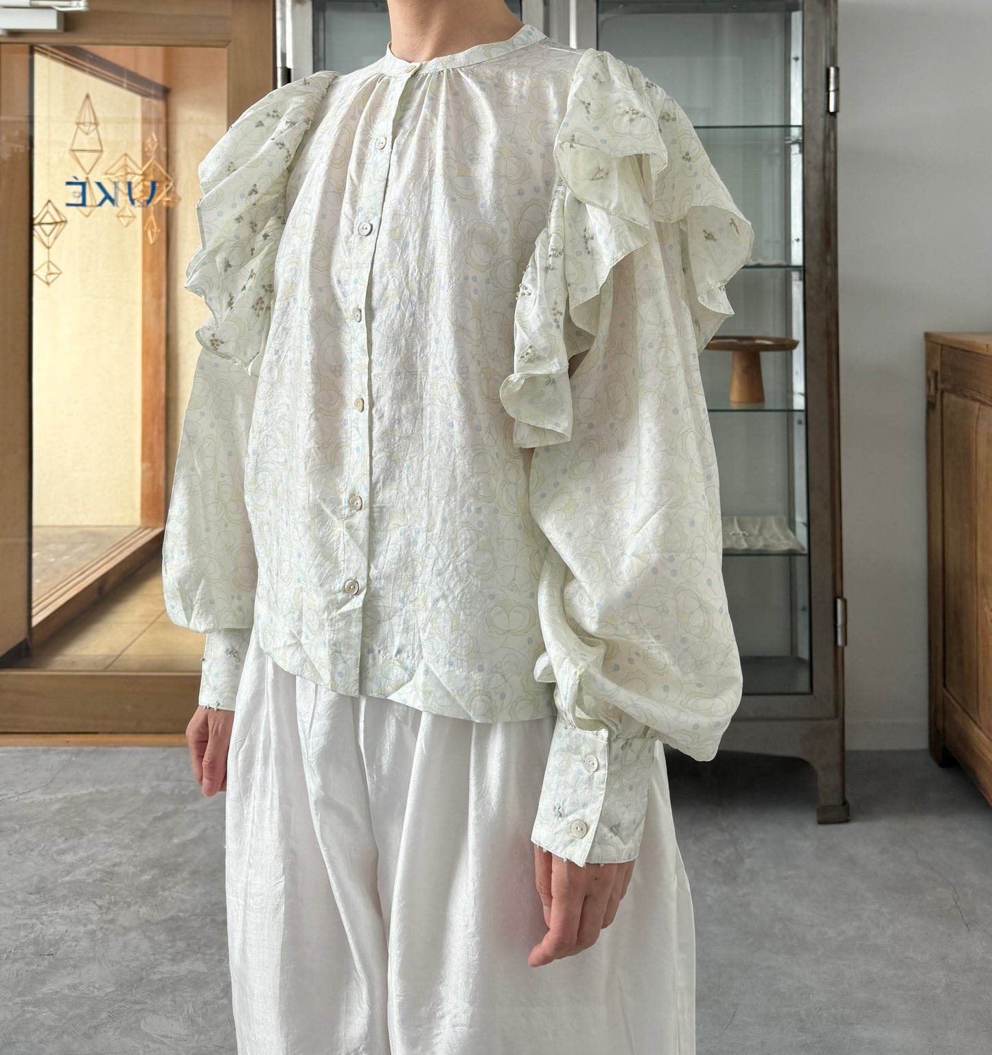 Ruffle Short Blouse　BUNON ブノン　ブラウス　通販　取扱店