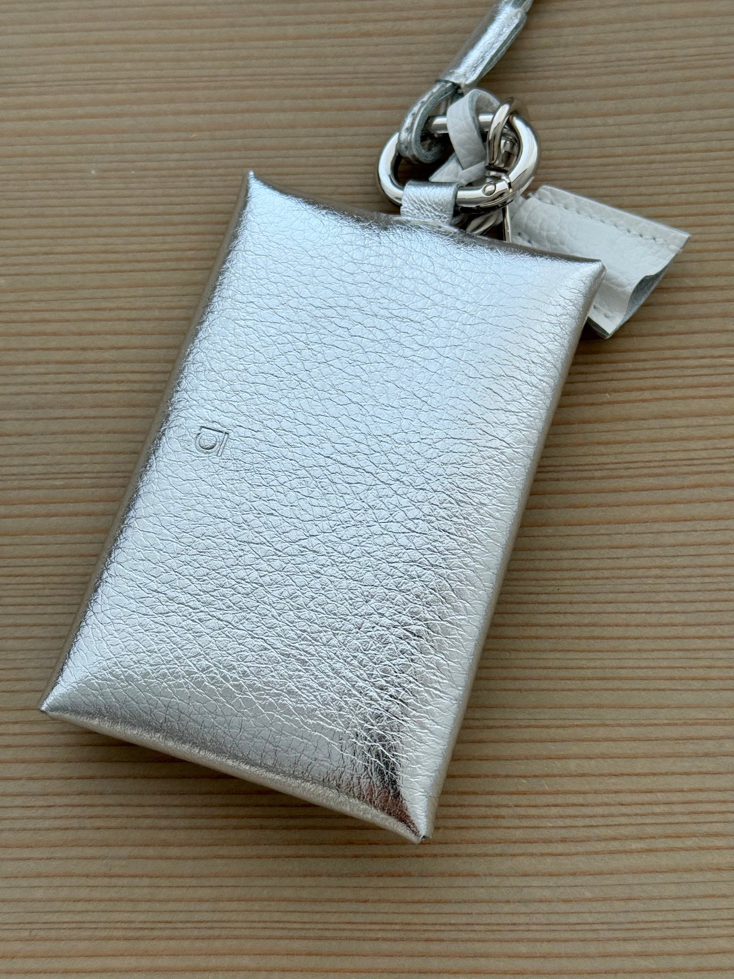 LIP CASE