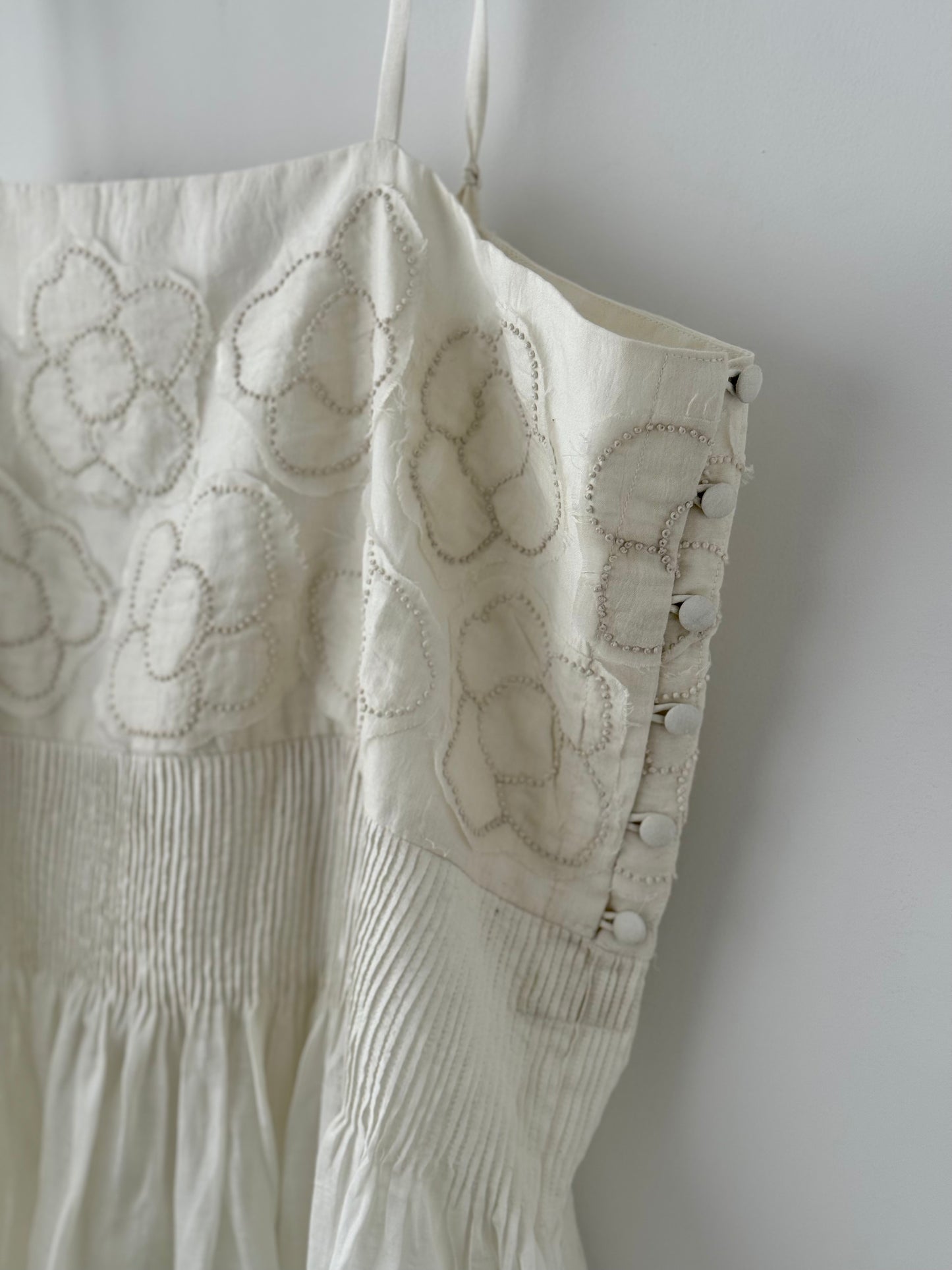 BUNON FLOWER RIBBON SKIRT CHARCOAL 商品画像 white