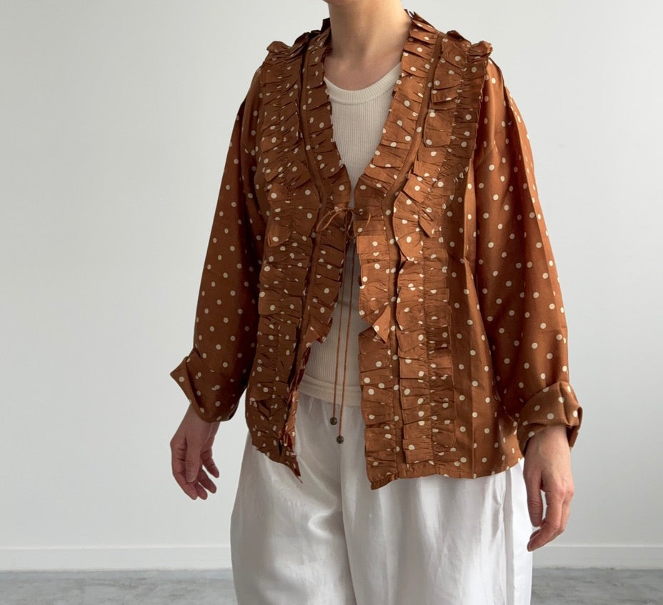FRILL CAPE