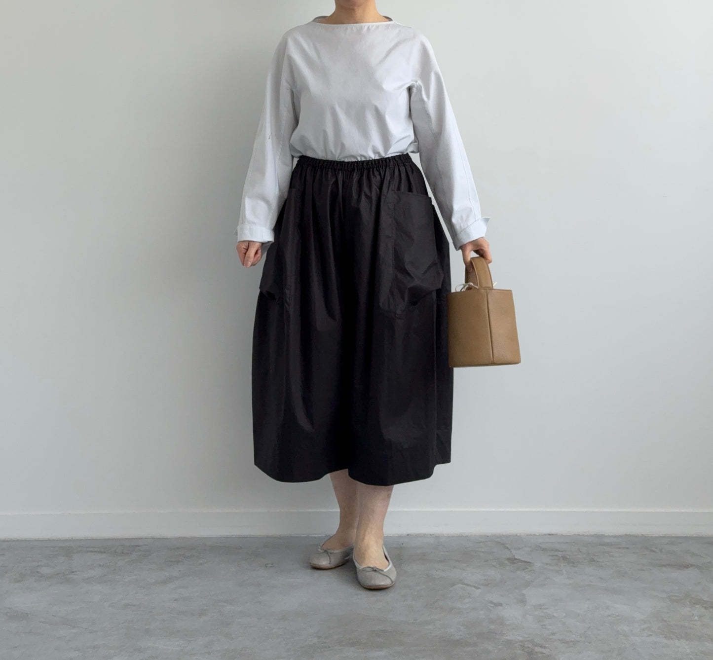 BUCKET BAG MINI バケットバッグ ミニ　a アー　通販　取扱店　camel　着画