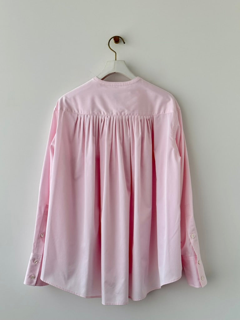 NEW MANY TUCK SHIRT