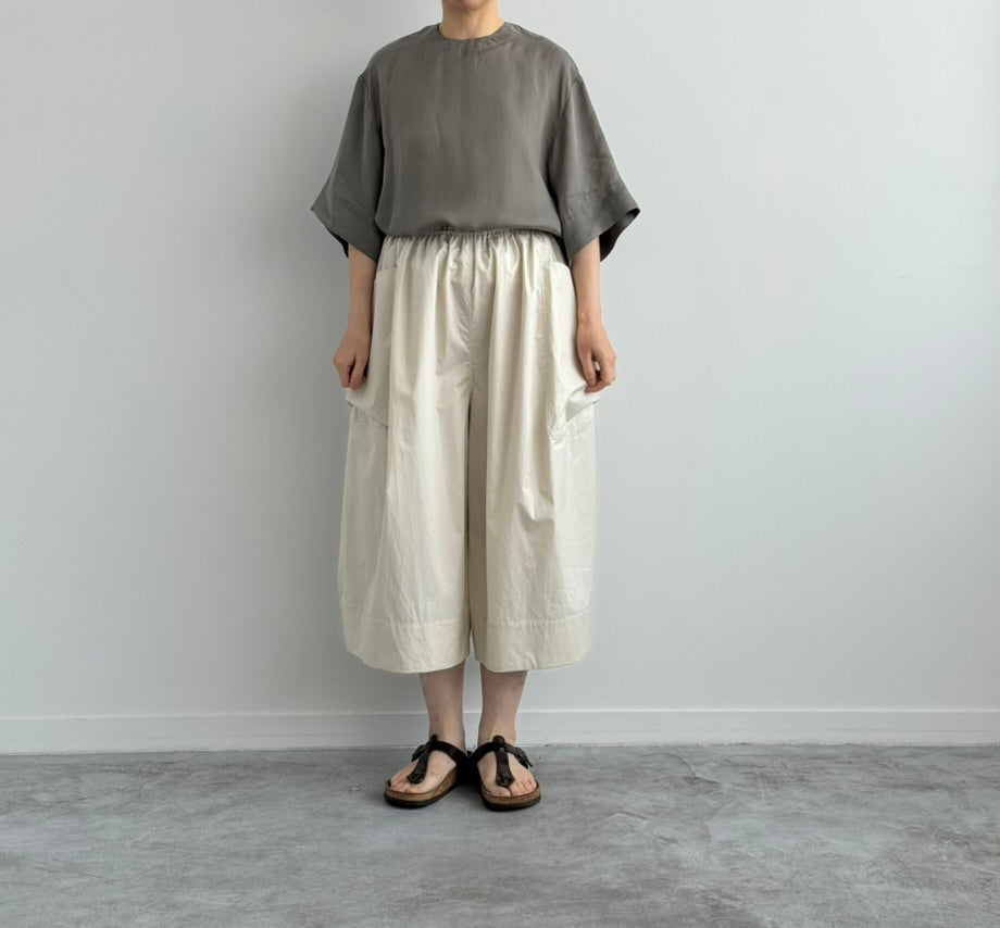 Big pocket culottes TENNE HANDCRAFTED MODERN キュロット　通販　取扱店　beige 着画