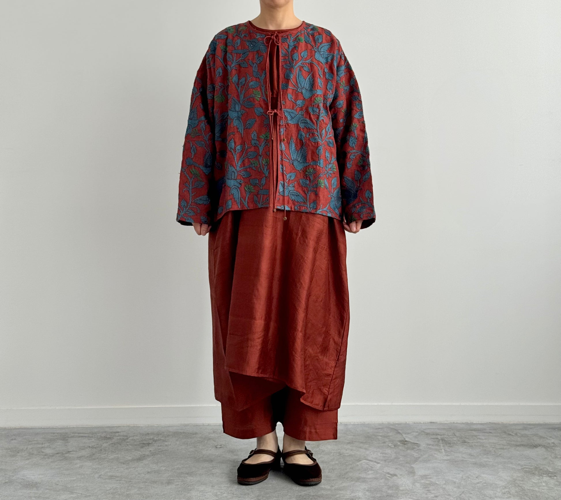 FLOWER QUILTING BLOUSON　BUNON　ブノン　ブルゾン　通販　広島　　着画　全身　前