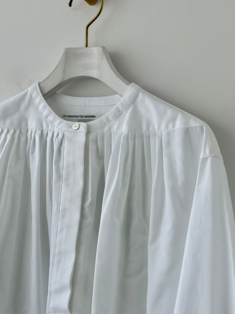 NEW MANY TUCK SHIRT