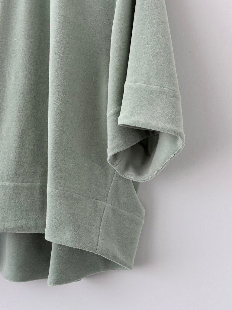 HALF SLEEVE TOPS (VELOR)