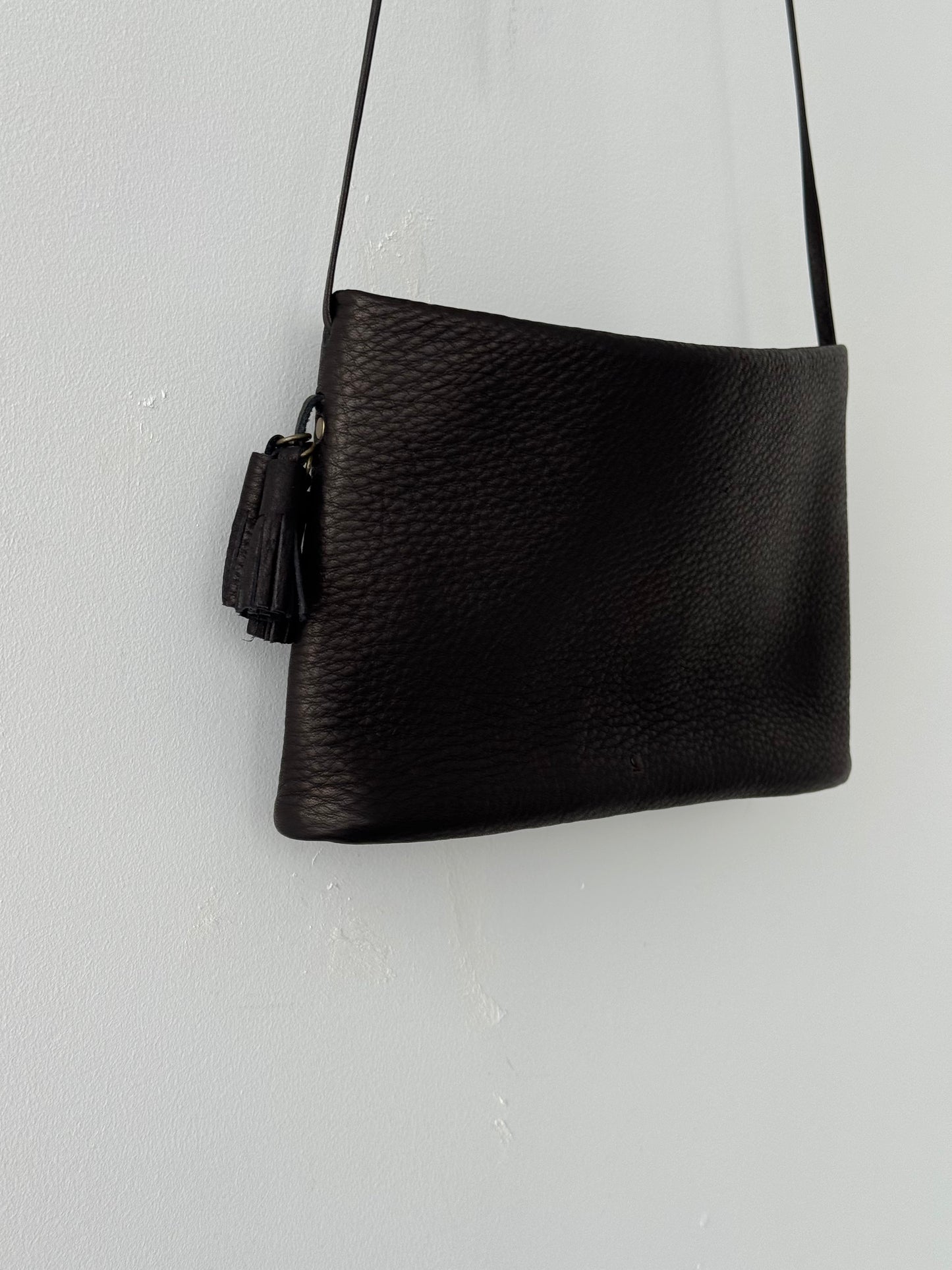 TASSEL POCHETTE