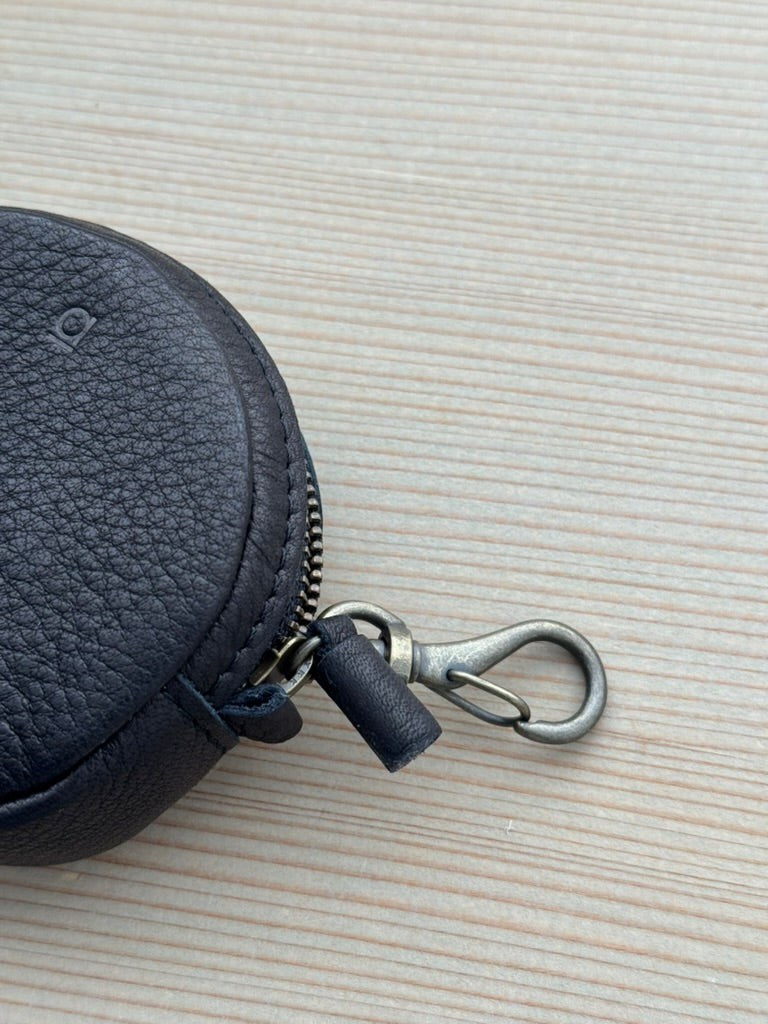 CASTANETS POUCH