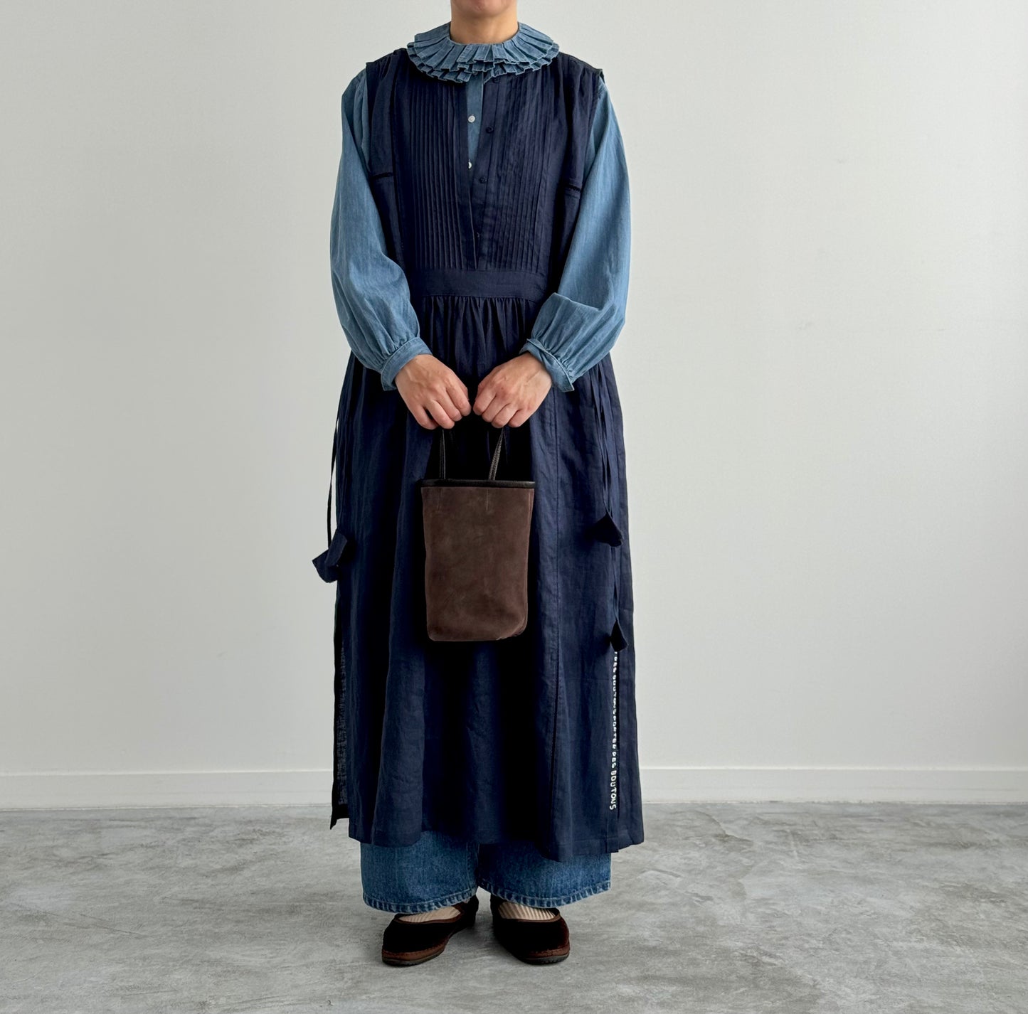 ダブルタックカラーブラウス　Porter des boutons　ポルテデブトン ブリーチ 着画　正面