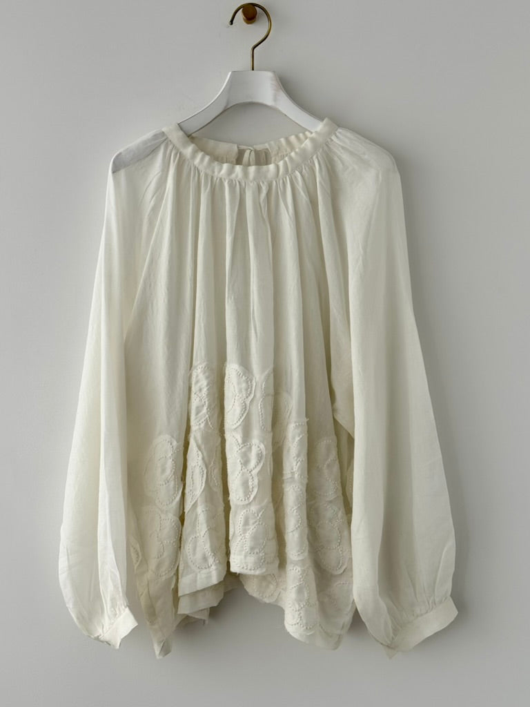FLOWER RIBBON BLOUSE BUNON ブラウス　通販　取扱店　bright white 画像