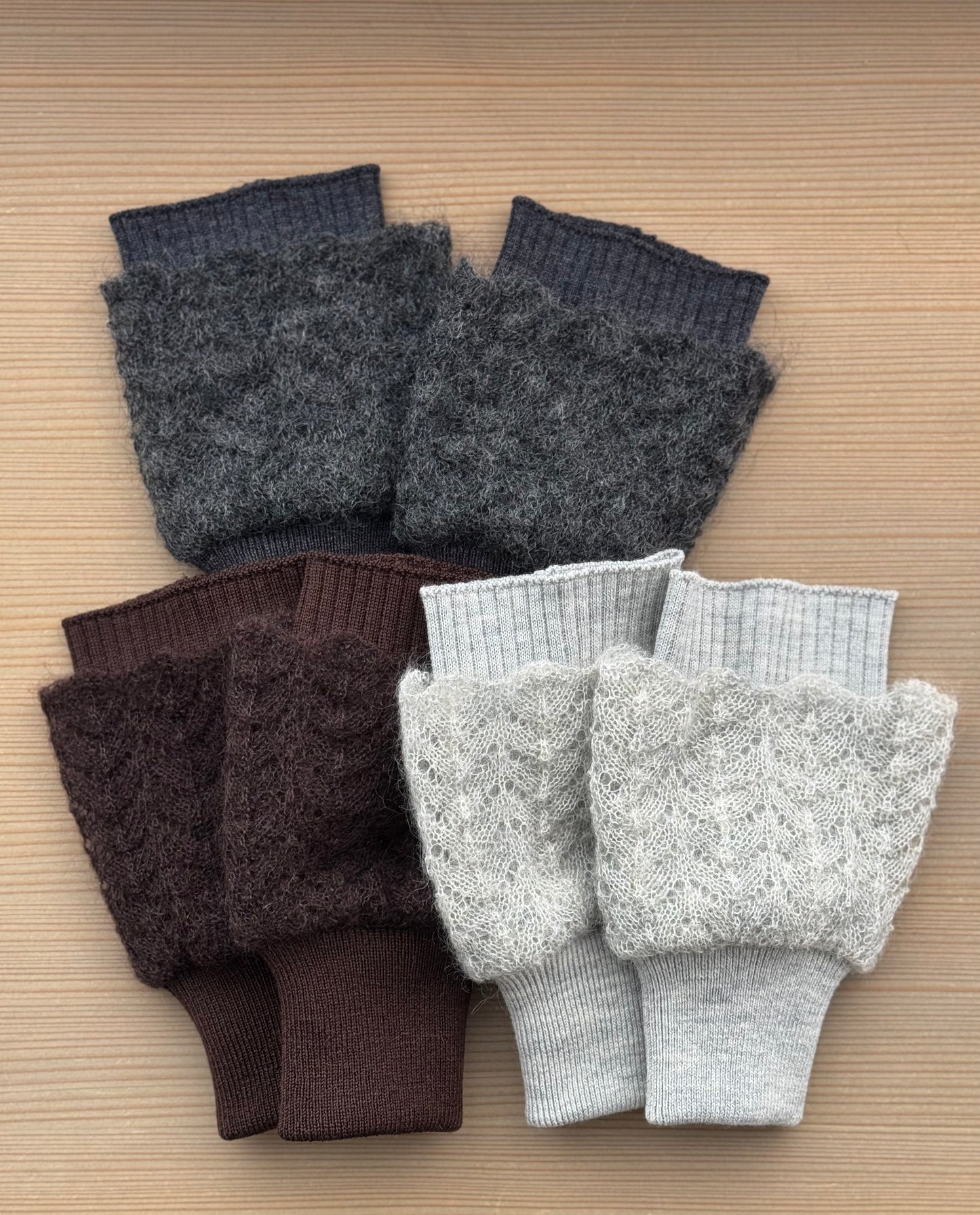 MOHAIR フリルリストウォーマー