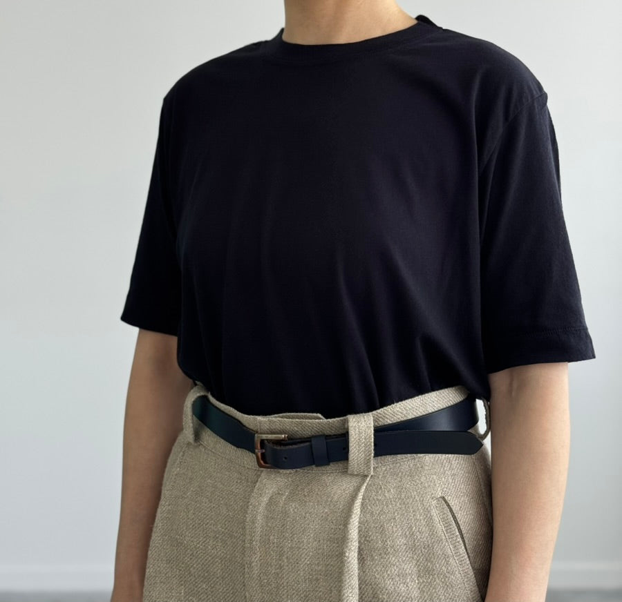 大人 TEE