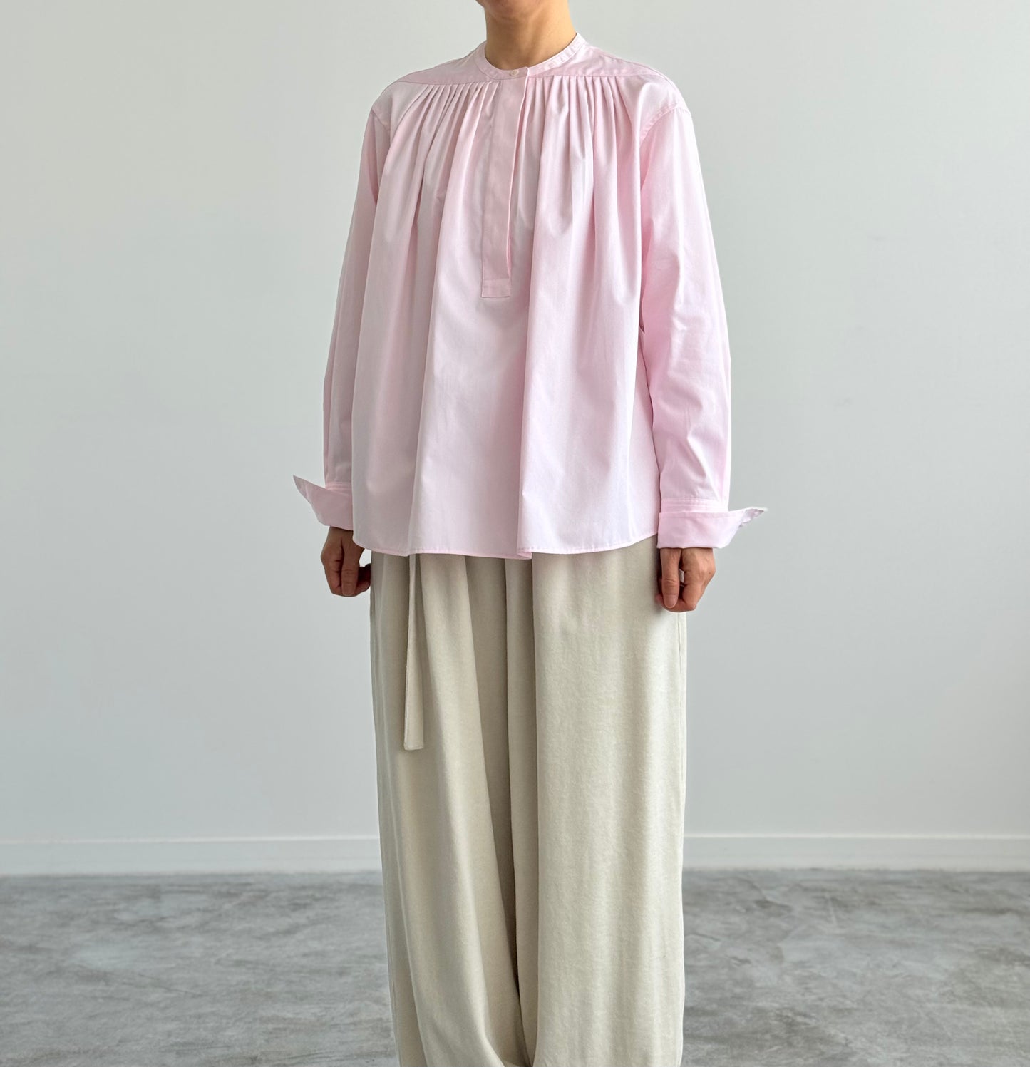 NEW MANY TUCK SHIRT