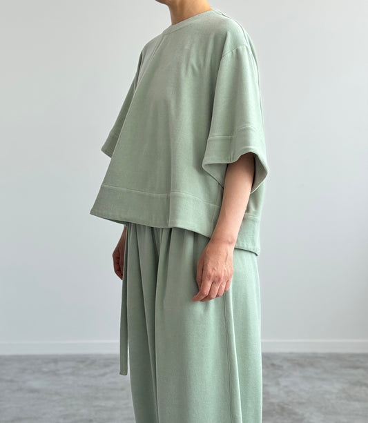 HALF SLEEVE TOPS (VELOR)