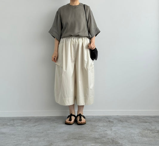SHOULDER MINI　a (アー）　ショルダーバッグ　通販　取扱店  着画　正面