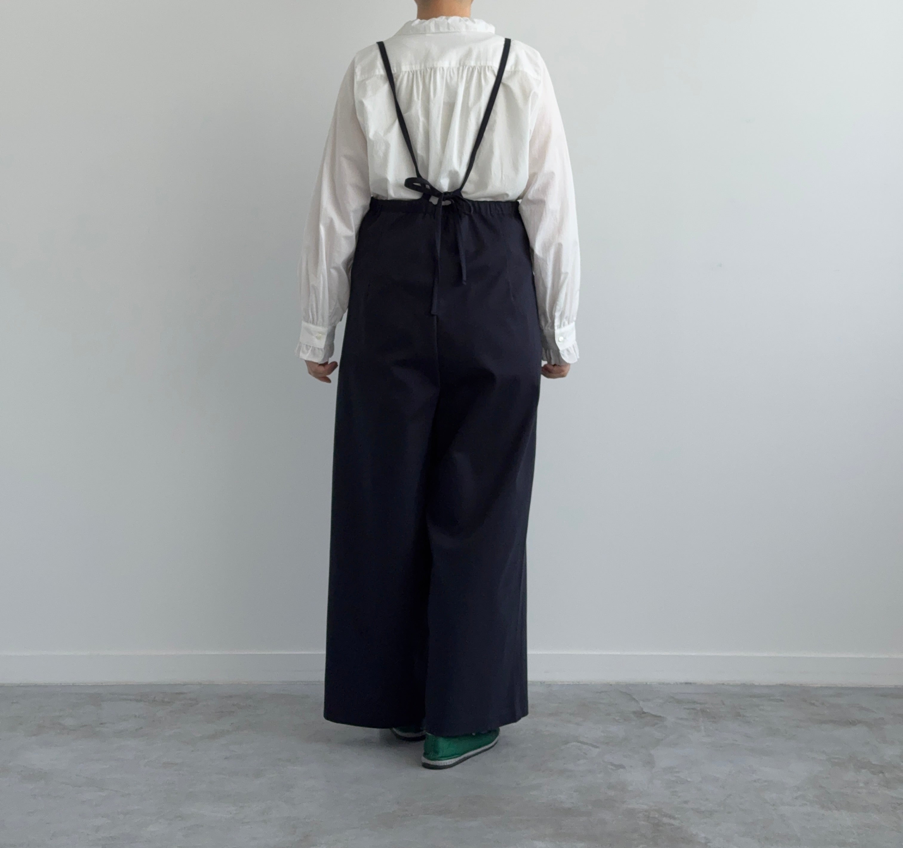 ピンタックとレースのブラウス Porter des boutons ポルテデブトン