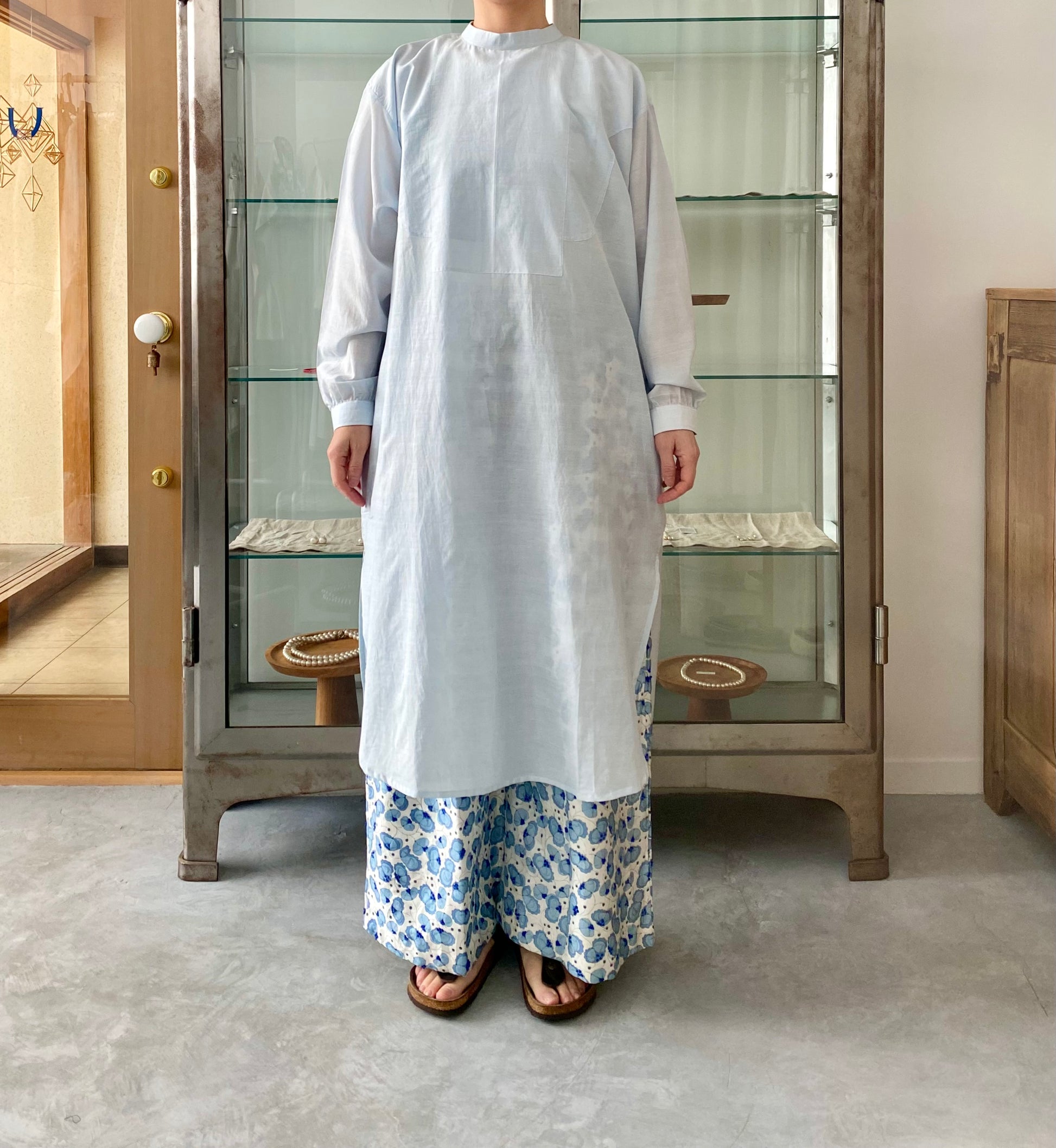 Embroidery Tuck Pants　( White/Blue) BUNON ブノン　パンツ　通販