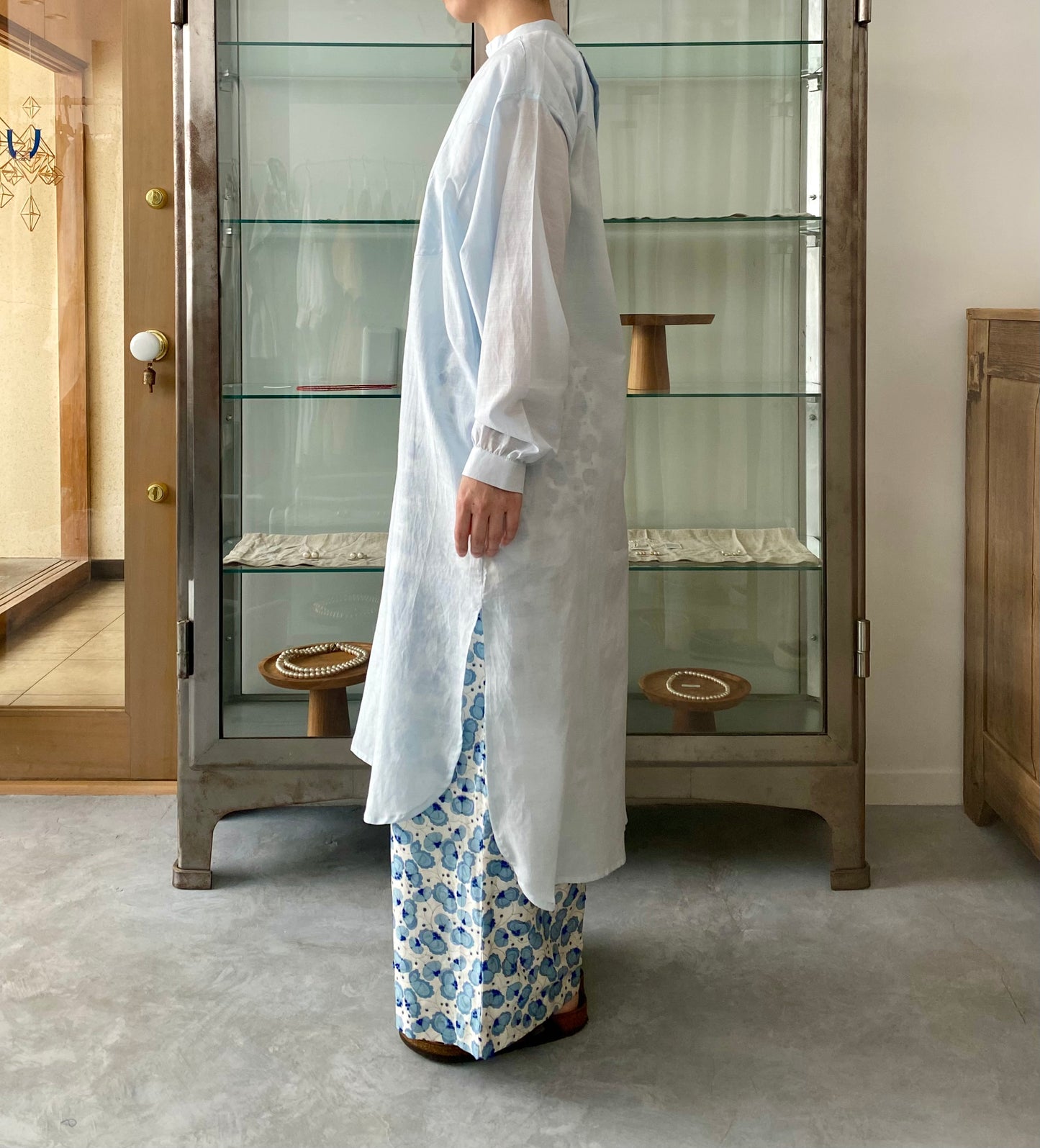Embroidery Tuck Pants　( White/Blue) BUNON ブノン　パンツ　通販