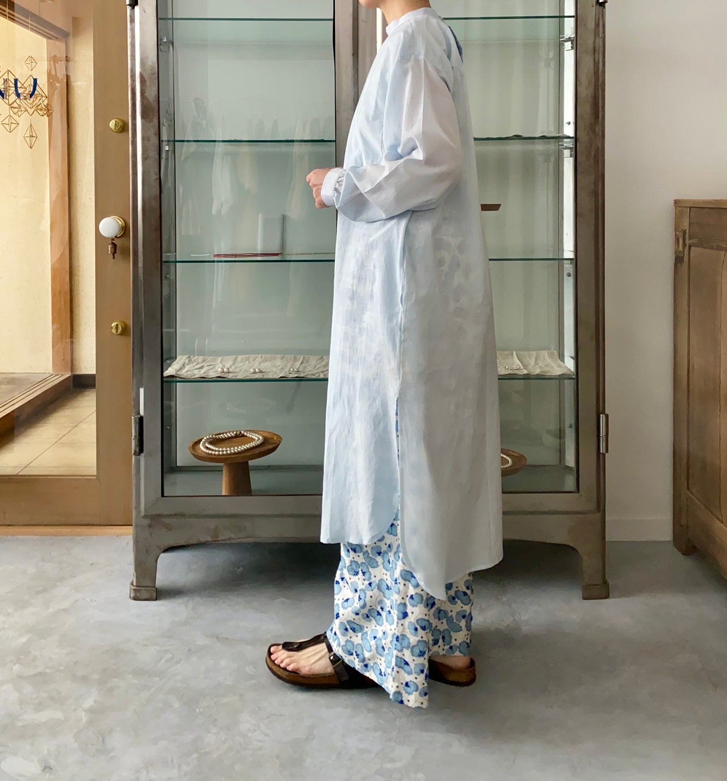 Embroidery Tuck Pants　( White/Blue) BUNON ブノン　パンツ　通販